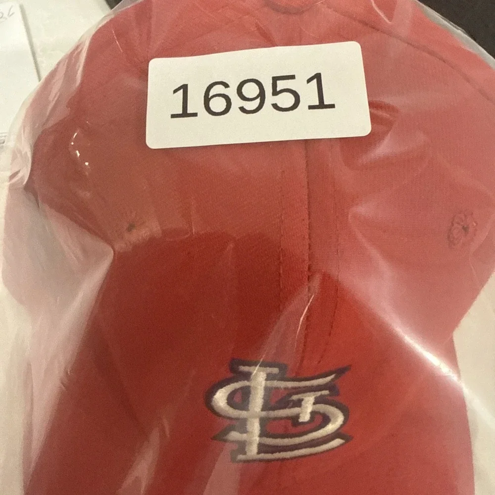 Vintage St. Louis Cardinals Hat Cap Fitted Mens 7   Red MLB New Era Made USA